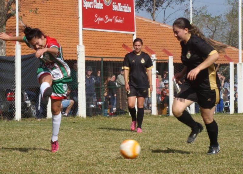 Segundo finalista será conhecido neste domingo