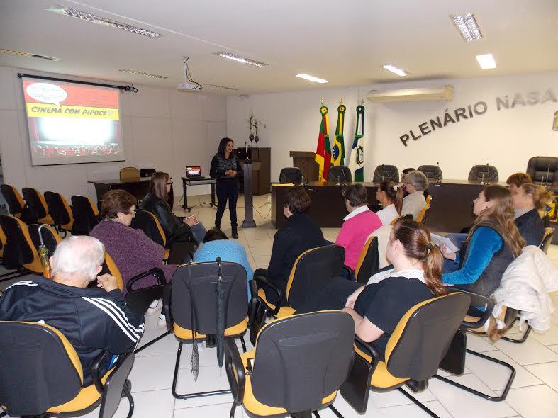 Terceira Idade terá sessões de cinema em Sinimbu