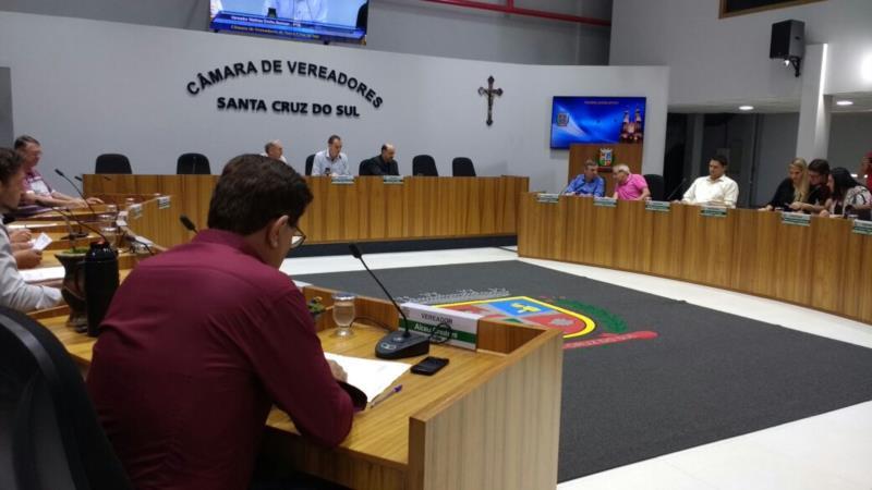 Aprovados recursos para a Saúde, Educação, Obras e Políticas Públicas