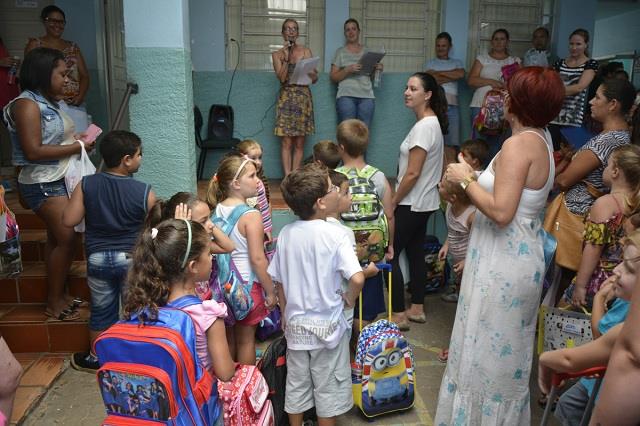 Escolas da rede municipal voltam na segunda-feira