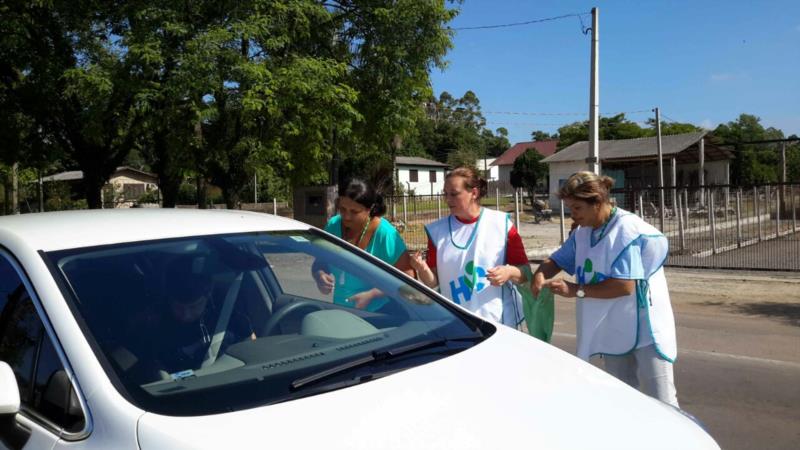 Funcionários do HVC realizam pedágio beneficente