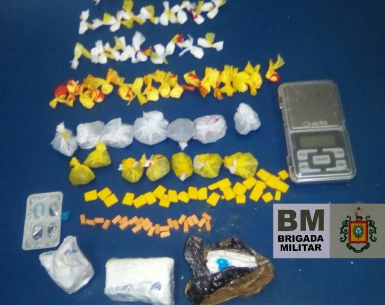 Grande quantidade de ecstasy, maconha e cocaína é apreendida no Bairro Senai