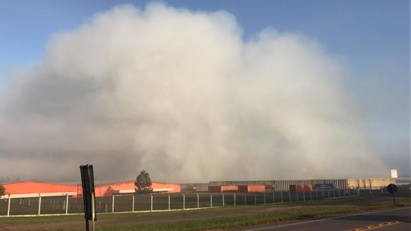 “A fumaça me expulsou de casa”, conta morador do Distrito Industrial