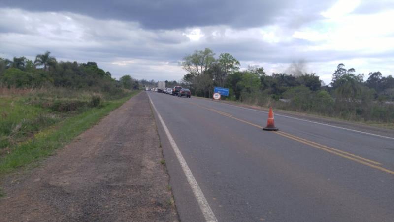 Obras deixam o trânsito lento na RSC-287