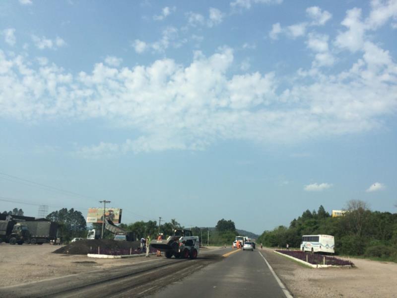 Trecho em obras causa lentidão no trânsito