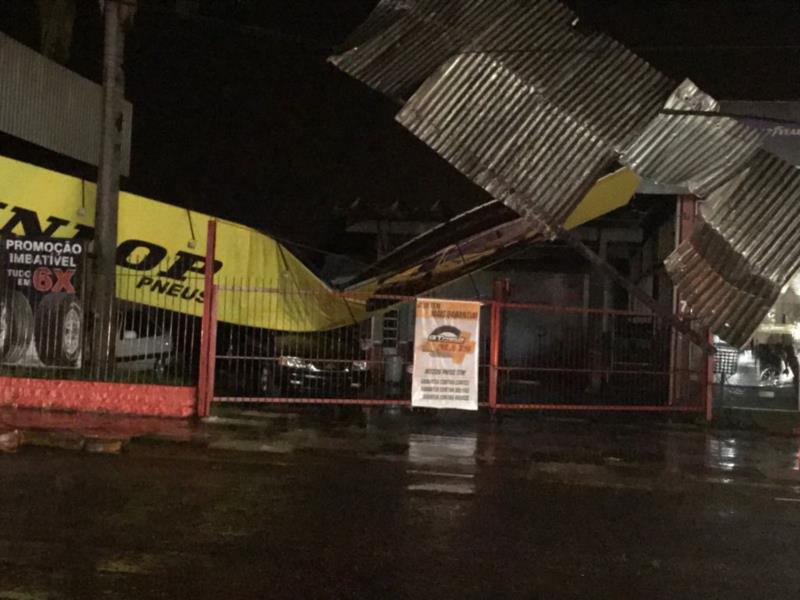 Venâncio Aires tem destelhamentos e falta de luz