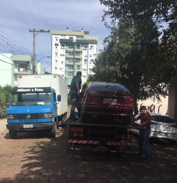 POE recupera veículo furtado no Centro de Santa Cruz