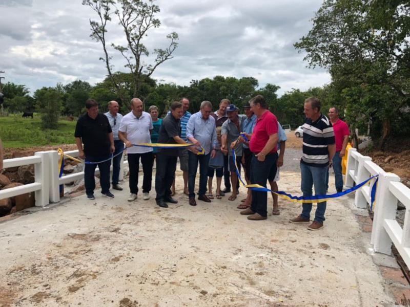 Nova estrutura de ponte é inaugurada em Quarta Linha Nova Baixa