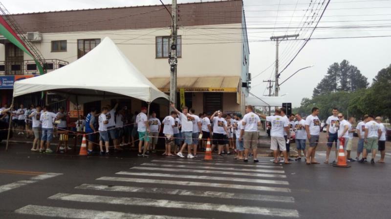 Com diversas gerações de frequentadores, Bar Xodó relembra bons tempos