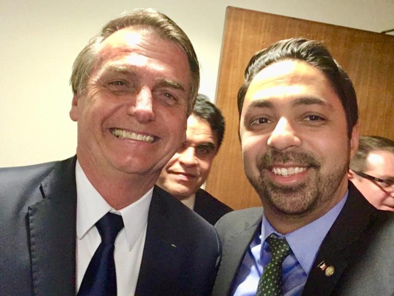 Marcelo Moraes participa de reunião com Bolsonaro