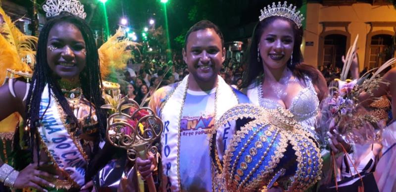 Hellen Machado é coroada Rainha do Carnaval de Rio Pardo