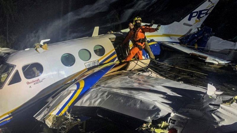 Companhia elétrica confirma que avião com Marília Mendonça atingiu cabo de alta tensão antes de cair