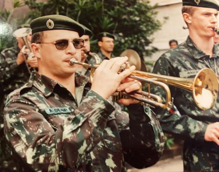 “A farda é a nossa segunda pele”, diz Zé Gotinha