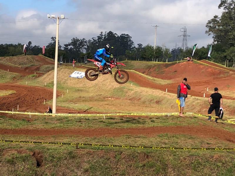 Campeonato Gaúcho de Motocross reunirá cerca de 140 pilotos neste final de semana