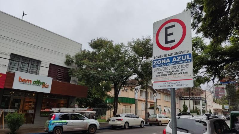 Vagas do estacionamento rotativo passam a ser monitoradas em tempo real