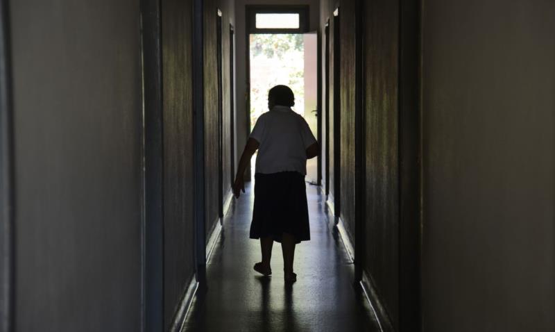 Roda de conversa marca Dia Mundial de Combate à Violência Contra a Pessoa Idosa