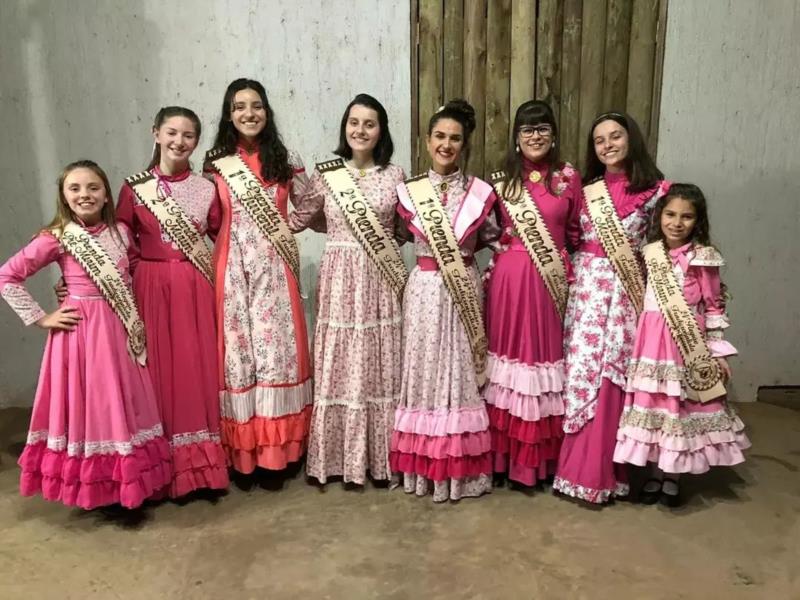 Venâncio Aires reúne tradicionalistas da região em evento de prendas e peões