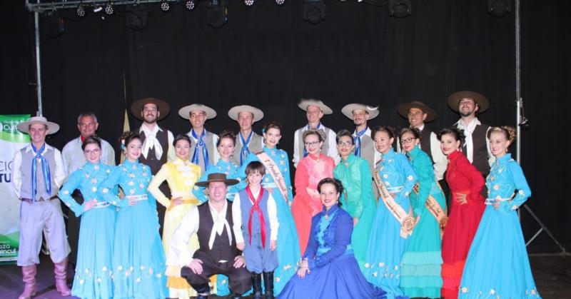 Grupo de dança tradicionalista da região se prepara para participar de festival na Argentina