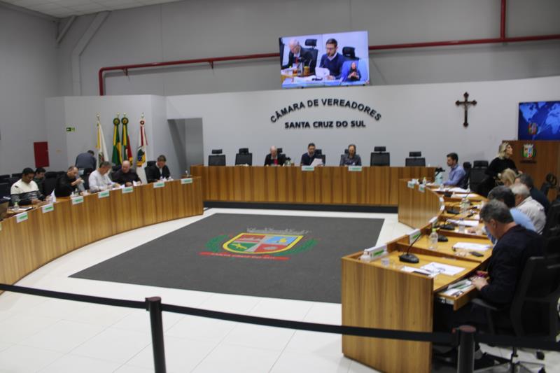 Câmara aprova um projeto na sessão desta segunda-feira