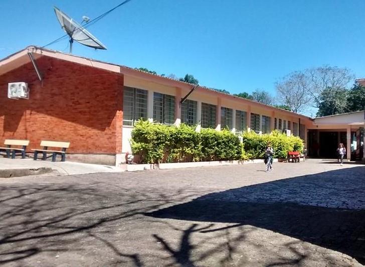 Escolas de Santa Cruz e Herveiras serão reformadas com recursos do Estado