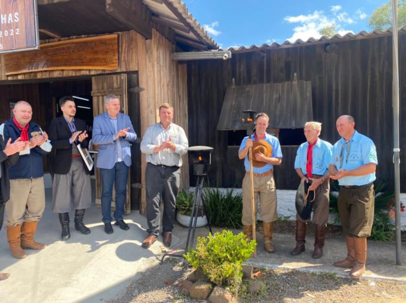 Tradicionalista Luiz Clovis Vieira recebe homenagem em Vera Cruz