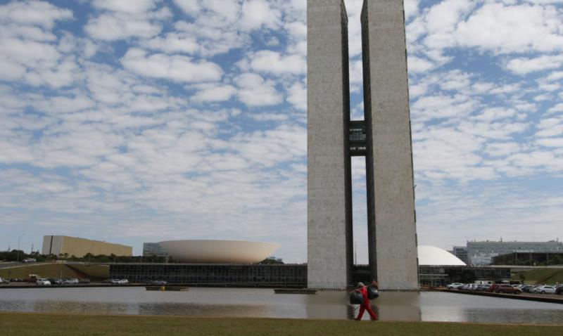 Saiba como é o cálculo para eleição de deputados