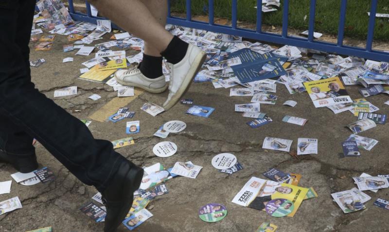 Brasil teve 663 registros de crimes eleitorais e 250 prisões neste domingo