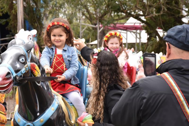 Atividades especiais e atrações infantis alegram o Dia da Criança na 37ª Oktoberfest