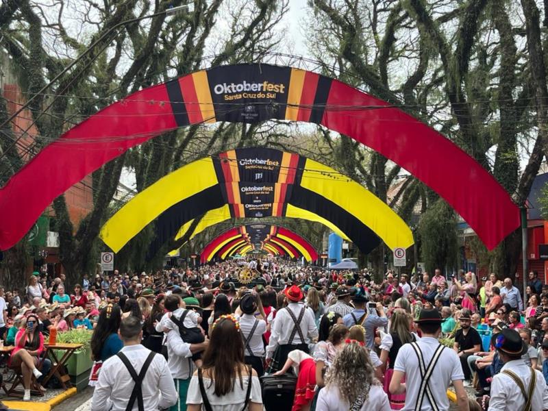 “O maior desfile de todos os tempos”, diz coordenador