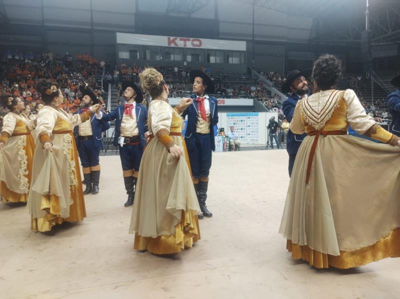 FOTOS: Confira como foi a apresentação do CTG Lanceiros de Santa Cruz