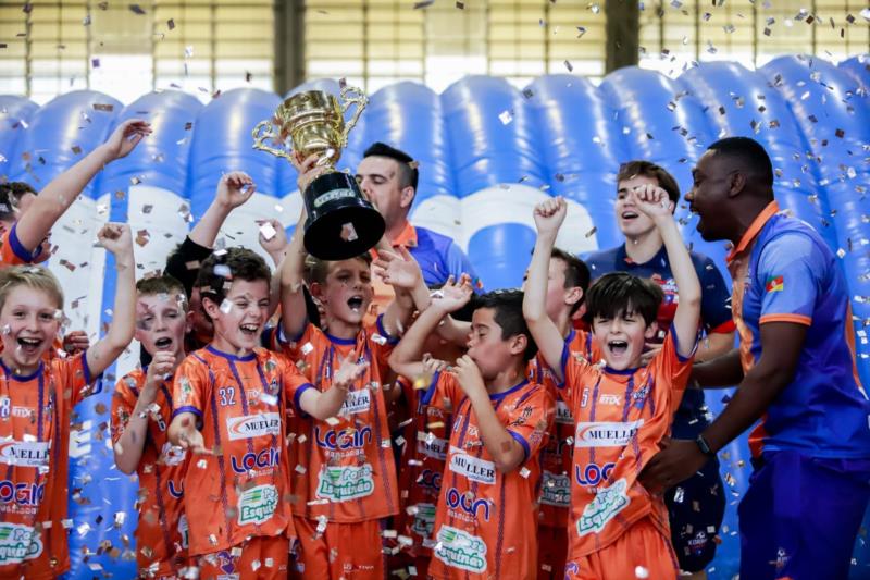 Escolinha Korpus Futsal realiza festa de encerramento da temporada 2022