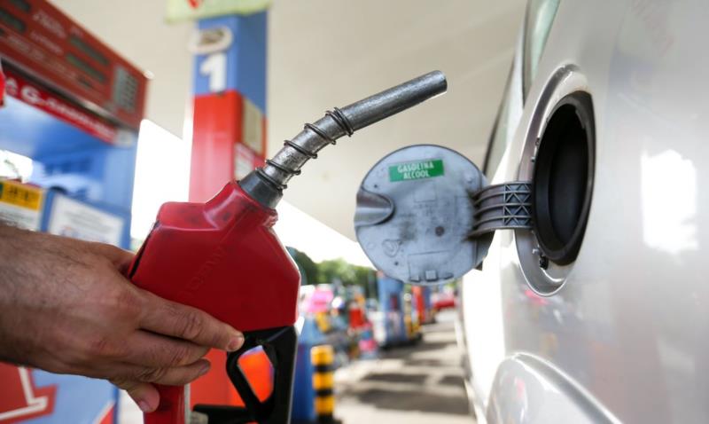 Petrobras aumenta preço de venda de gasolina para as distribuidoras