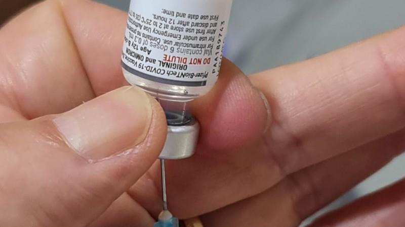 Segundo reforço da vacina contra a Covid-19 reduz ainda mais risco de morte pela doença