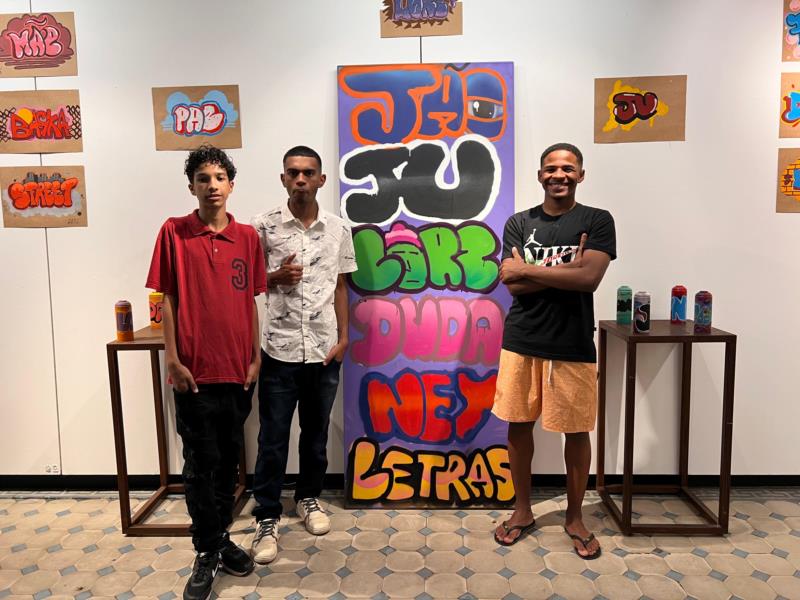 Projeto Transformação: oficina de grafite expõe produções de 25 alunos