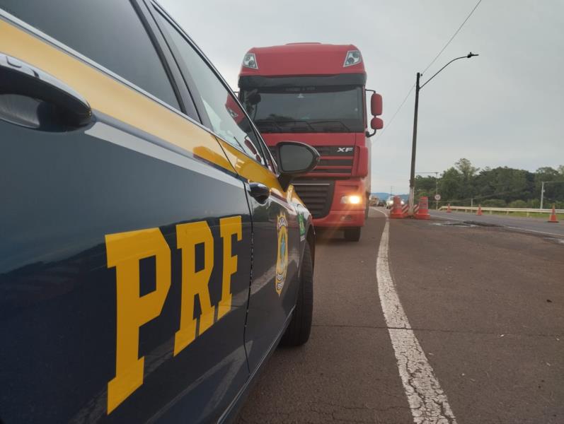 Motorista de carreta é preso por embriaguez ao volante no Vale do Taquari