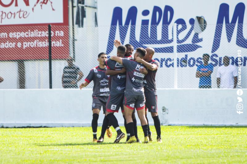 Galo vence jogo-treino diante do São Luiz nos Plátanos