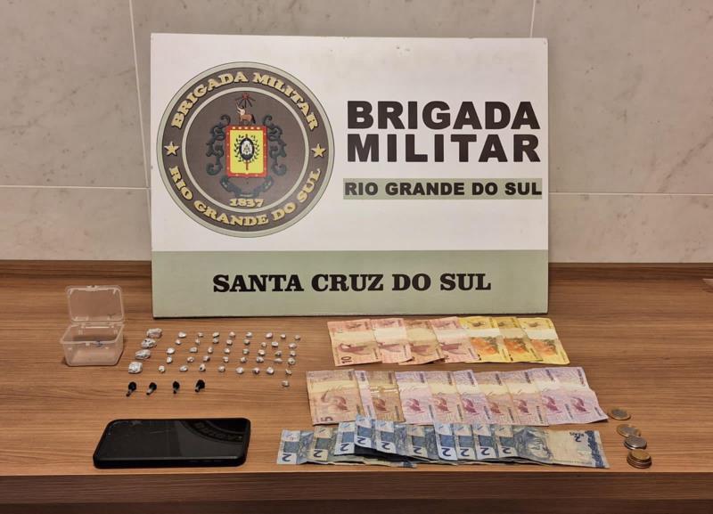 Homem de 25 anos é preso por tráfico de drogas no Bairro Bom Jesus