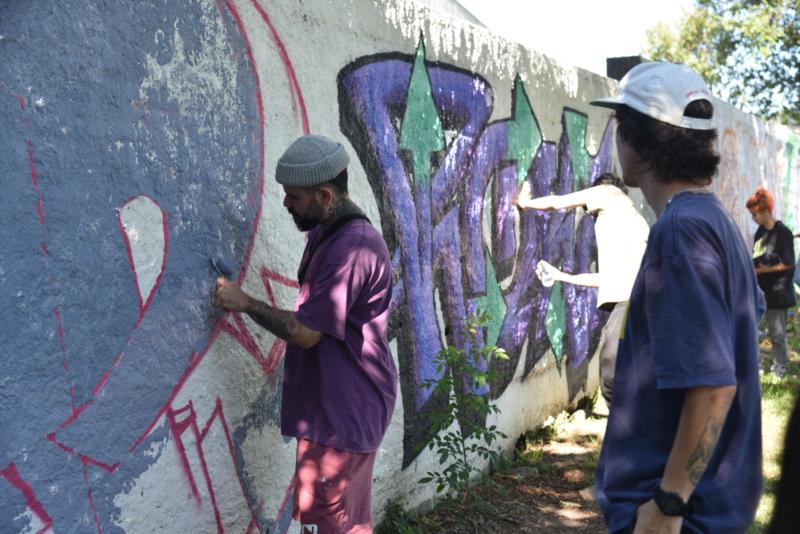 Grafite, batalha de rima e hip hop marcaram o fim de semana em Santa Cruz