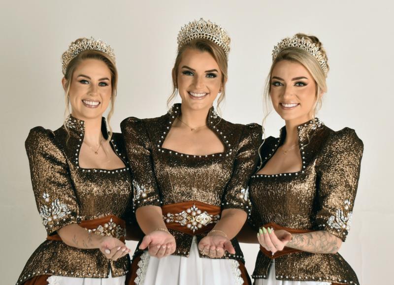 Rainhas e princesas de municípios e festas gaúchas se encontram na 38ª Oktoberfest