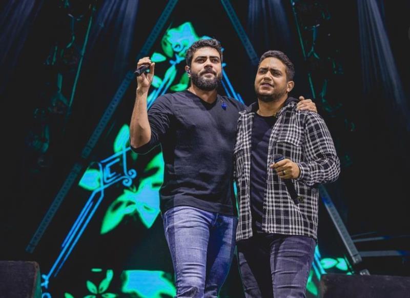 Henrique & Juliano apresentam seus maiores sucessos na 38ª Oktoberfest neste sábado