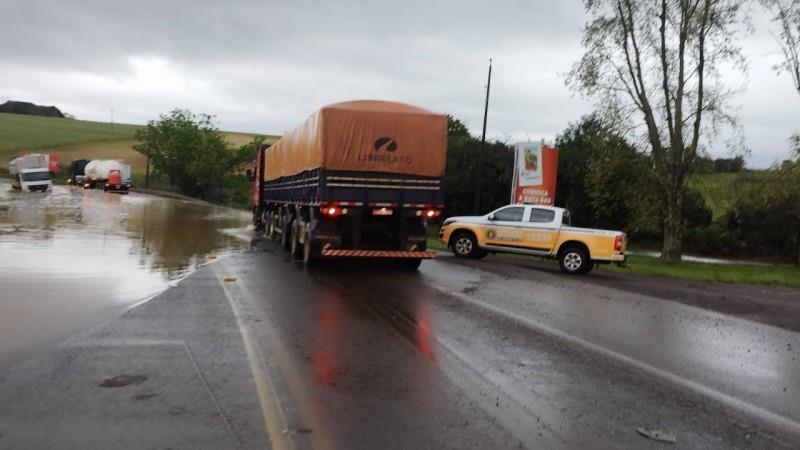 Atenção para as rodovias gaúchas com trechos interditados