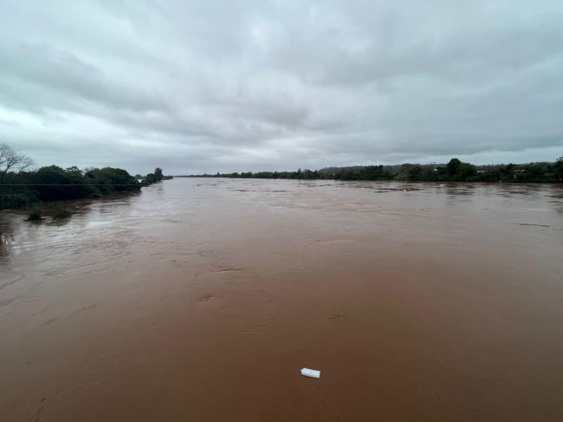 Rio Taquari bate 29,39 metros e registra segunda maior cheia da história