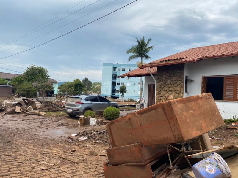 Prefeito de Lajeado anuncia início do processo de retorno das famílias às suas casas