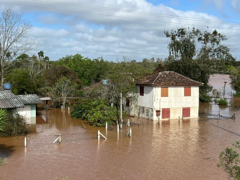 Governo Federal anuncia R$ 1 bilhão do BNDES para o Rio Grande do Sul