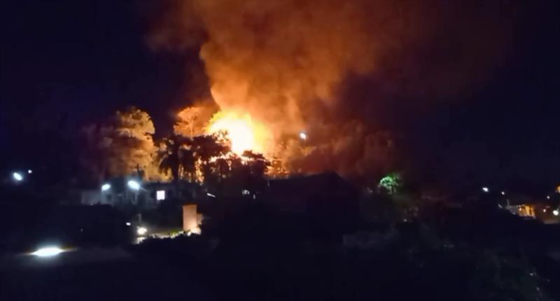 FOTOS: Incêndio em residência é registrado em Rio Pardo