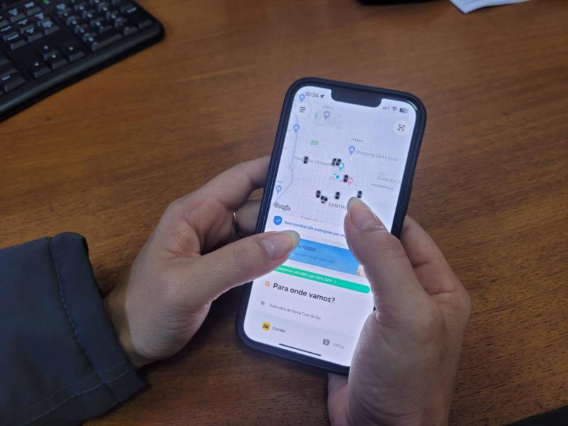 Líder de governo defende mudança na legislação envolvendo os aplicativos de transporte