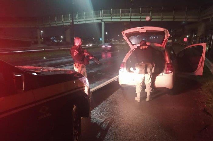 Venâncio-airense é preso com quase 100 quilos de maconha na freeway