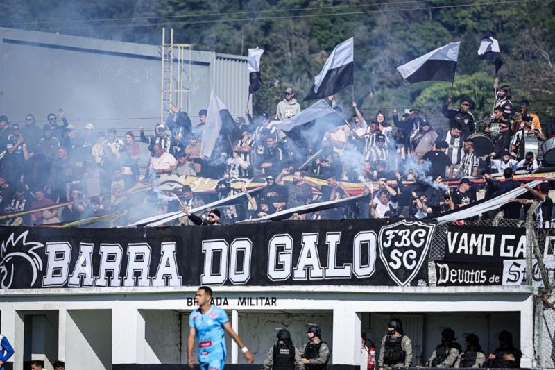 Torcida do Galo se mobiliza com excursão para acompanhar a final em Bagé