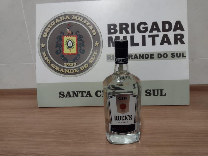 Homem furta bebida alcoólica em Santa Cruz e acaba preso pela Brigada Militar