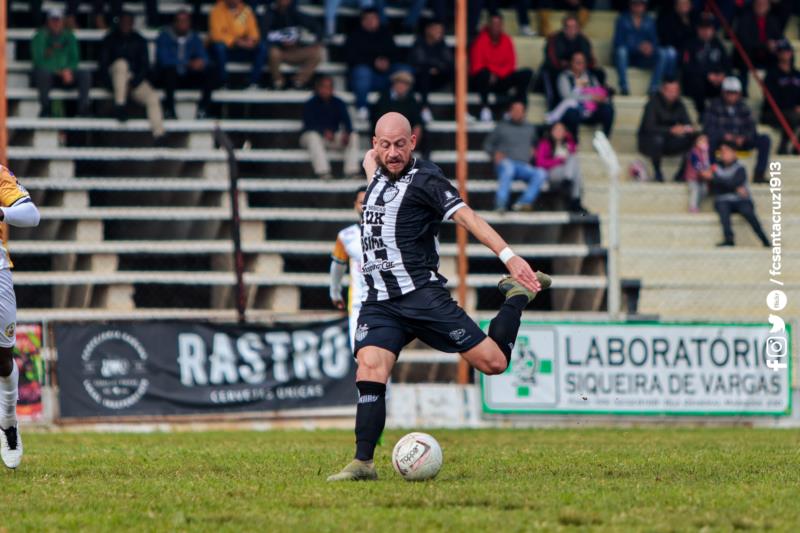 Santa Cruz supera o São Gabriel e é o único time invicto na Divisão de Acesso